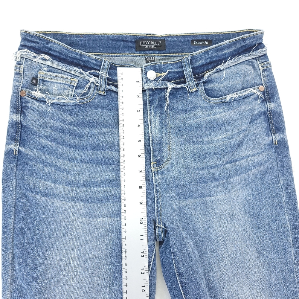Judy Blue Jeans Size 15/32 Womens Slim Fit Skinny Medium Wash Blue Denim - Picture 6 of 10
